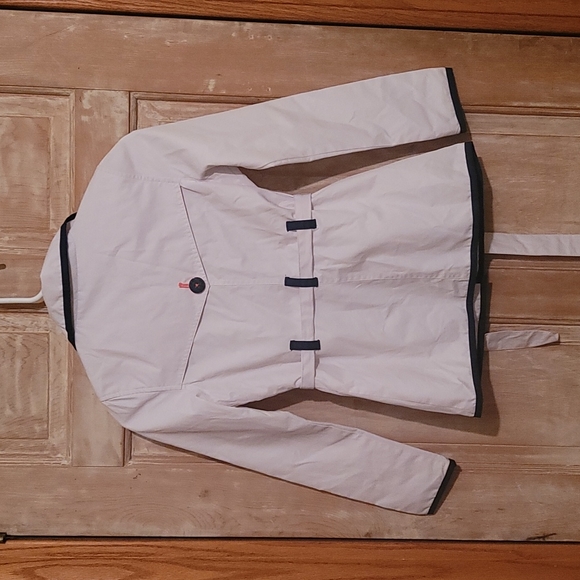 Tommy Hilfiger rain coat size M 8/10 for a child, white with navy blue details - Picture 2 of 4